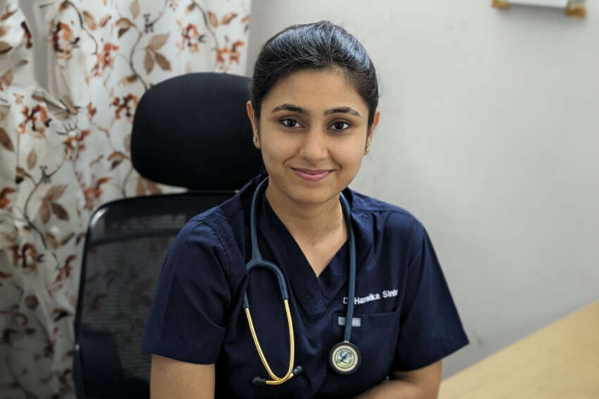 Dr Hansika Sinha